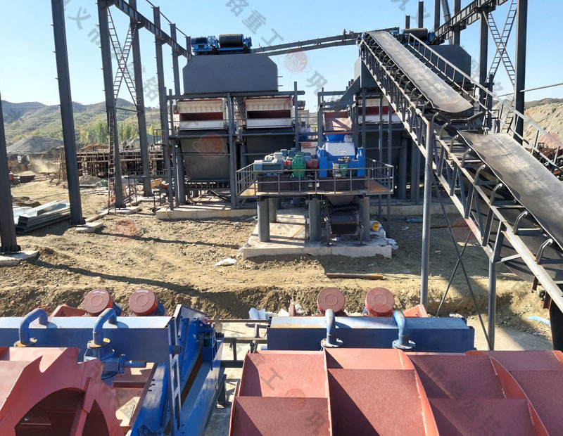 �r(sh��)�a(ch��n)200����ʯ�C(j��)�������Z��ʯ��ɰ�C(j��)�����Xһ�_(t��i)��